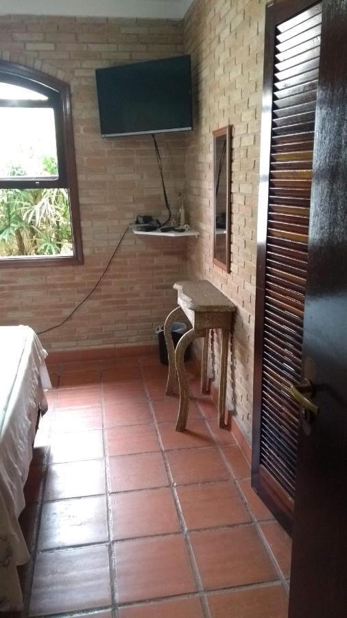 Pousada Casa Do Gustavo กัวรูจา ภายนอก รูปภาพ